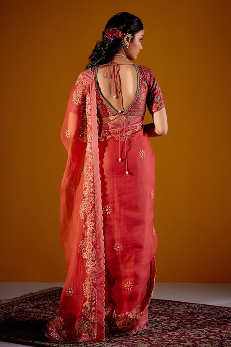 Vashisht Guru Dutt Block Print Scalloped Border Saree With Blouse 