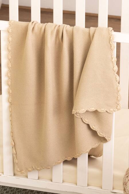 Houmn Beige 100% Soft Cotton Knitted Fuzzy Fables Baby Blanket And Rabbit Toy Set Online at Aza Fashions Houmn_Beige 100% Soft Cotton Knitted Fuzzy Fables Baby Blanket And Rabbit Toy Set_Online_at_Aza_Fashions