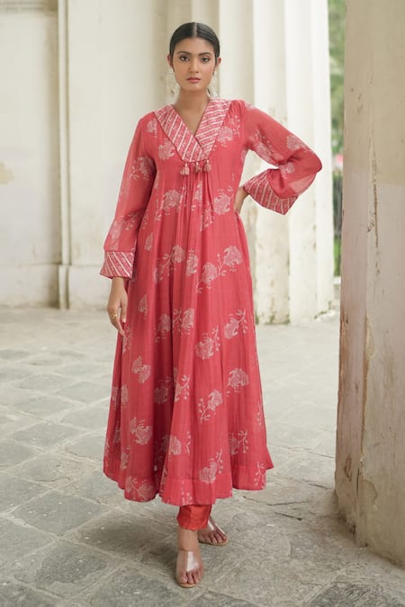 Almaari by Pooja Patel Chanderi Floral Print A-Line Kurta With Pant 