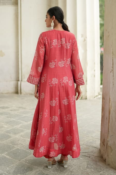 Almaari By Pooja Patel Chanderi Floral Print A-Line Kurta With Pant 