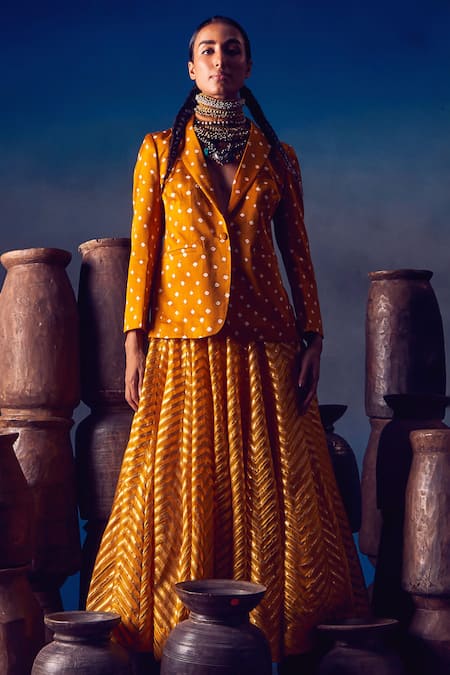 Buy 5elements Yellow Modal, Satin Aadrika Bandhani Pattern Blazer Online at Aza Fashions Buy_5elements_Yellow Modal, Satin Aadrika Bandhani Pattern Blazer _Online_at_Aza_Fashions
