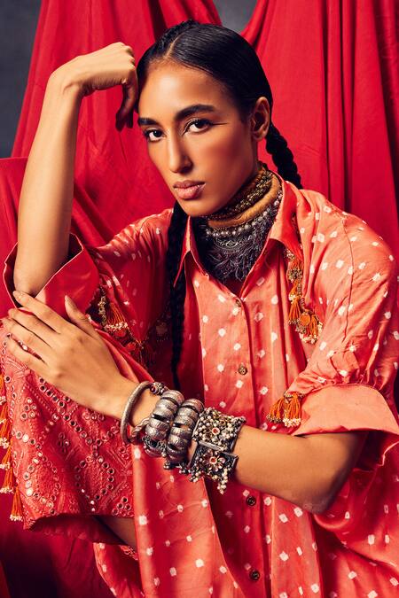 Buy_5elements_Orange Modal, Satin Embroidery Collared Leander Bandhani Pattern Kaftan 