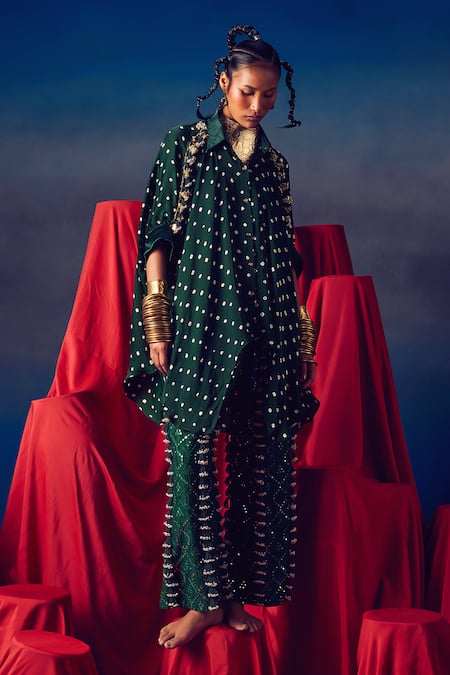 5elements_Green Modal, Satin Beads, Tassels Collared Bandhani Pattern Kaftan _Online_at_Aza_Fashions
