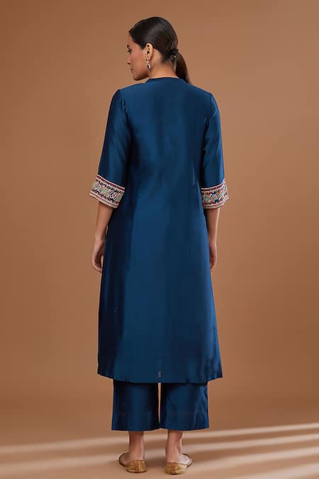 Shop_BAIDEHI_Blue Chanderi Silk, Chiffon Beads Mandarin Collar Kurta Set With Tie-dye Dupatta _at_Aza_Fashions