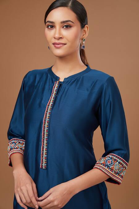BAIDEHI_Blue Chanderi Silk, Chiffon Beads Mandarin Collar Kurta Set With Tie-dye Dupatta _Online_at_Aza_Fashions