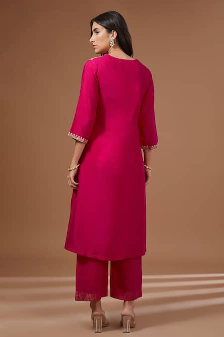Shop BAIDEHI Pink Chanderi Silk, Chiffon Beads V-neck Placed Embroidered Kurta Pant Set at Aza Fashions Shop_BAIDEHI_Pink Chanderi Silk, Chiffon Beads V-neck Placed Embroidered Kurta Pant Set _at_Aza_Fashions