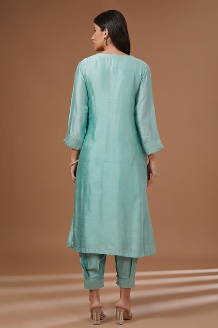 Shop BAIDEHI Green Chanderi Silk, Organza Embroidery V-neck Marodi Kurta Salwar Set at Aza Fashions Shop_BAIDEHI_Green Chanderi Silk, Organza Embroidery V-neck Marodi Kurta Salwar Set _at_Aza_Fashions