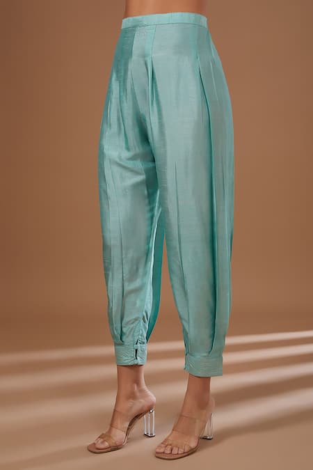 BAIDEHI Green Chanderi Silk, Organza Embroidery V-neck Marodi Kurta Salwar Set Online at Aza Fashions BAIDEHI_Green Chanderi Silk, Organza Embroidery V-neck Marodi Kurta Salwar Set _Online_at_Aza_Fashions