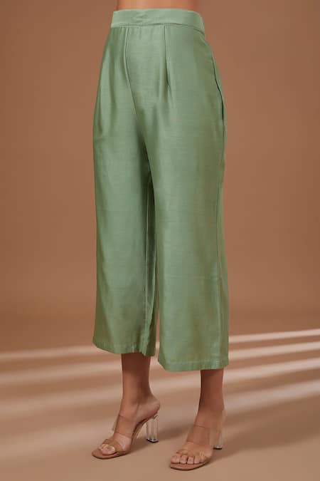BAIDEHI Green Chanderi Silk, Organza Zari, Sequins Gota Patti Embroidered Kurta Pant Set Online at Aza Fashions BAIDEHI_Green Chanderi Silk, Organza Zari, Sequins Gota Patti Embroidered Kurta Pant Set _Online_at_Aza_Fashions