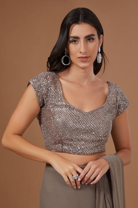 Buy BAIDEHI Grey Georgette Sequins, Beads, Cut Work Round Florid Patch Pre-draped Saree Set Online at Aza Fashions Buy_BAIDEHI_Grey Georgette Sequins, Beads, Cut Work Round Florid Patch Pre-draped Saree Set_Online_at_Aza_Fashions