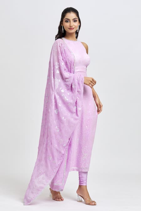 Label Priyanka Kar Purple Georgette Sequins Round Neck Floral Pattern Work Kurta Legging Set at Aza Fashions Label Priyanka Kar_Purple Georgette Sequins Round Neck Floral Pattern Work Kurta Legging Set _at_Aza_Fashions