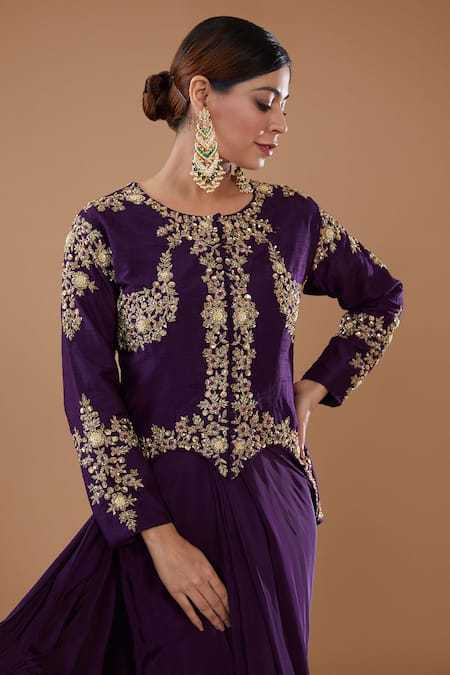 Baidehi_Purple Bamboo, Crepe Floral Vine Embroidered Pre-draped Saree With Blouse _Online_at_Aza_Fashions