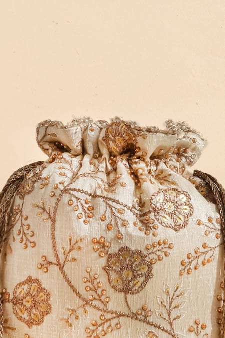 Amyra Floral Embroidered Potli 