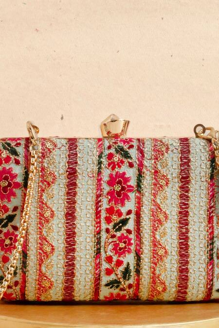 Buy Amyra Green Zari, Embroidery Zuri Floral Box Clutch Online at Aza Fashions Buy_Amyra_Green Zari, Embroidery Zuri Floral Box Clutch _Online_at_Aza_Fashions