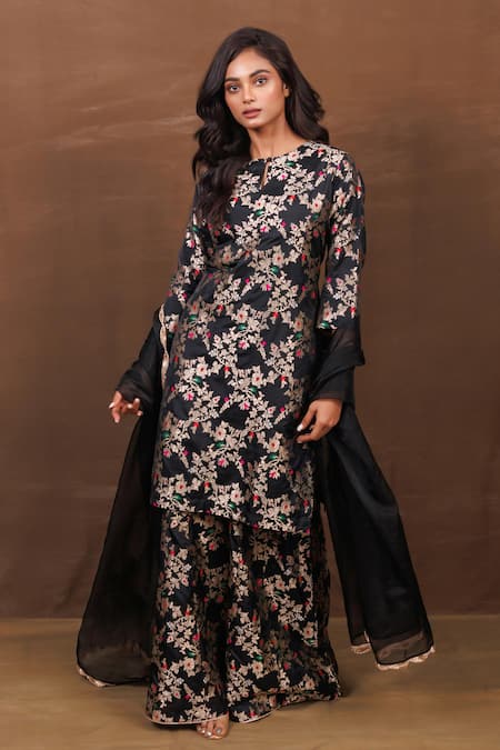 Pinki Sinha Floral Jaal Pattern Kurta Sharara Set 