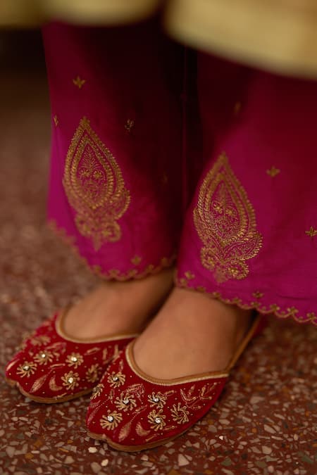 Buy_Label Earthen_Green Tissue, Silk Embroidery, Sequins, Zari V-neck Rani Floral Anarkali Set _Online_at_Aza_Fashions