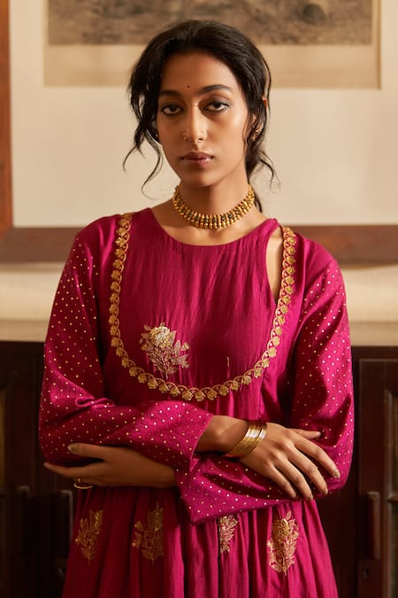 Shop_Label Earthen_Magenta Chanderi, Silk Zari, Sequins, Sunari Dhaari Anarkali And Pant Set _Online_at_Aza_Fashions