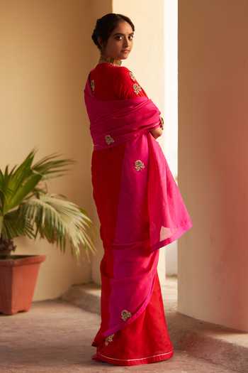 Shop_Label Earthen_Red Silk Embroidery, Zari V-neck Floral Zardozi Saree And Blouse Set _Online_at_Aza_Fashions