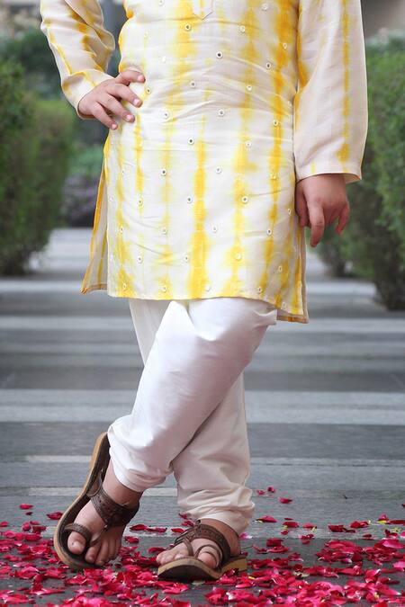 Shop Taber Tikri Yellow Cotton, Silk Mirrors, Embroidery And Thread Kurta Set Online at Aza Fashions Shop_Taber Tikri_Yellow Cotton, Silk Mirrors, Embroidery And Thread Kurta Set _Online_at_Aza_Fashions
