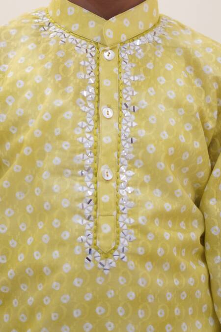 Buy_Taber Tikri_Green Cotton Mirrors, Embroidery Bandhani Print Kurta Set _Online_at_Aza_Fashions