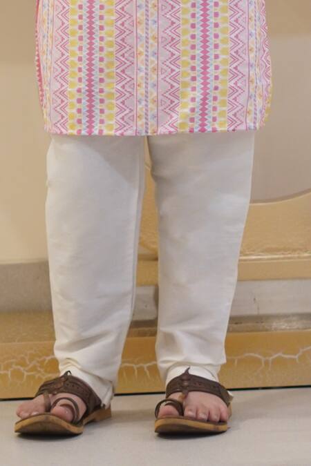 Shop Taber Tikri Pink Cotton Mirrors, Embroidery Geometric Stripe Print Kurta Set Online at Aza Fashions Shop_Taber Tikri_Pink Cotton Mirrors, Embroidery Geometric Stripe Print Kurta Set _Online_at_Aza_Fashions