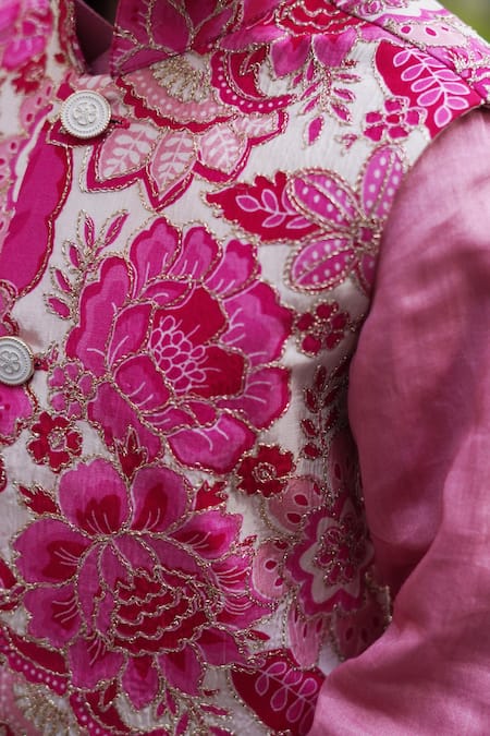 Buy_Taber Tikri_Pink Cotton, Silk Embroidery Bloom Print Bundi Kurta Set _Online_at_Aza_Fashions