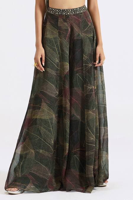 Basanti - Kapde Aur Koffee_Green Organza Sequins Sweetheart Neck Swarovski Embellished Blouse Sharara Set_Online_at_Aza_Fashions