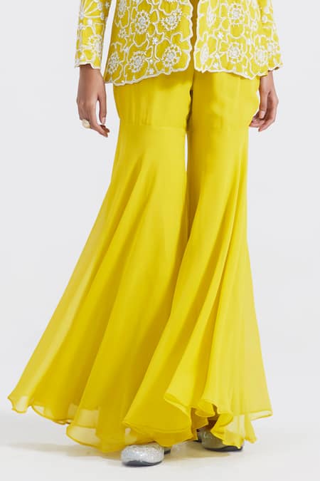 Basanti - Kapde Aur Koffee_Green Georgette Embroidery, Pearls, Sequins Hand Jacket Kurta With Gharara _Online_at_Aza_Fashions