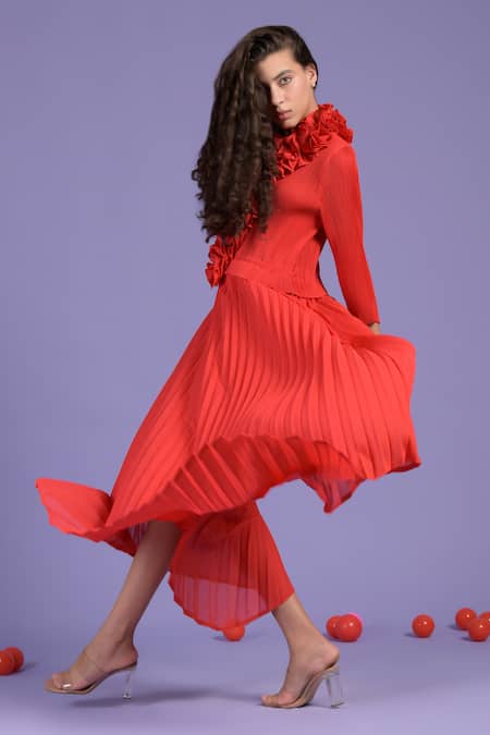 Tasuvure Raspberry Ruffled Dress 