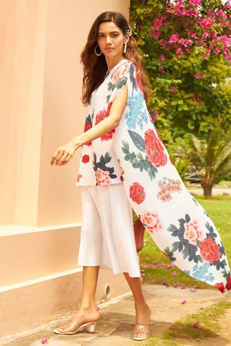 Tasuvure_White Polyester Round Neck Freya Floral Print Cape Dress _Online_at_Aza_Fashions