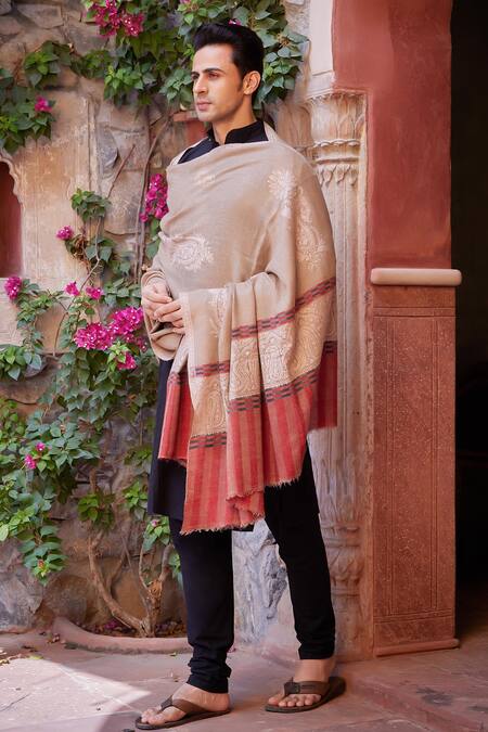 Toosh Kashmir_Beige Embroidery Sozni Palladar Botidar Pashmina Shawl_Online_at_Aza_Fashions