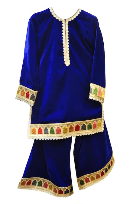 MINIME ORGANICS Blue Velvet Placement Embroidery Zari Full Sleeve Kurta With Sharara 