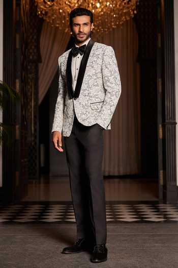 Buy_Philocaly_White Silk, Wool Embroidery Roseria Pattern Single Breasted Blazer