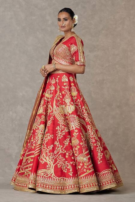 Shop Masaba Red Silk, Tissue Embroidery, Mirrors Bagh-e-bahar Neelkamal Bridal Lehenga Set Online at Aza Fashions Shop_Masaba_Red Silk, Tissue Embroidery, Mirrors Bagh-e-bahar Neelkamal Bridal Lehenga Set _Online_at_Aza_Fashions