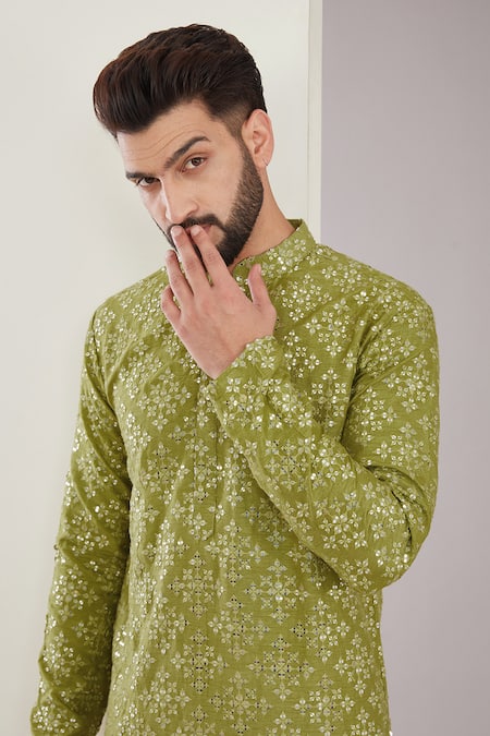Kasbah_Green Silk Mirrors Floral Embroidered Pattern Kurta _Online_at_Aza_Fashions