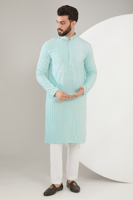 Kasbah Velvet Thread Embroidered Kurta Set 