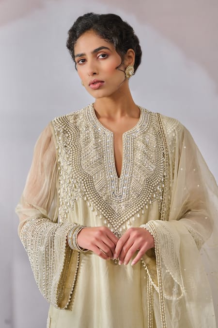 Buy_Tarun Tahiliani_Green Kurta And Trouser Silk Dupion Embellished Pearl Notched Set_Online_at_Aza_Fashions