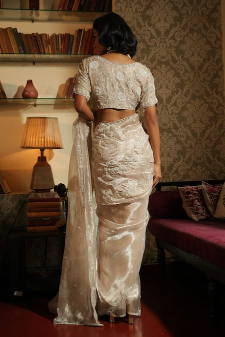 Midushi Bajoria Floral Embroidered Scallop Border Saree With Blouse 