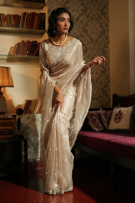 Buy Midushi Bajoria Silver Silk, Linen Pearls, Floral Embroidered Scallop Border Saree With Blouse Online at Aza Fashions Buy_Midushi Bajoria_Silver Silk, Linen Pearls, Floral Embroidered Scallop Border Saree With Blouse _Online_at_Aza_Fashions