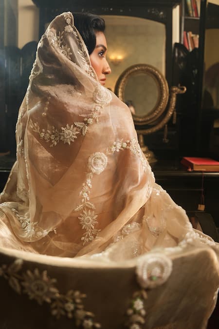 Shop_Midushi Bajoria_Gold Silk, Linen Pearls, Floral Jaal Embroidered Saree With Plain Blouse _Online_at_Aza_Fashions