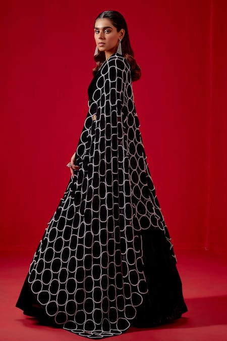 Shop Studio22 By Pulkita Arora Bajaj Black Velvet Pearls Round Neck Lehenga Set With Spherical Embellished Shawl at Aza Fashions Shop_Studio22 By Pulkita Arora Bajaj_Black Velvet Pearls Round Neck Lehenga Set With Spherical Embellished Shawl _at_Aza_Fashions