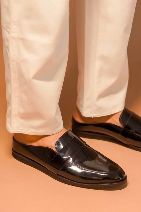 Dmodot_Black Hoffler Lustro Leather Mules _Online_at_Aza_Fashions