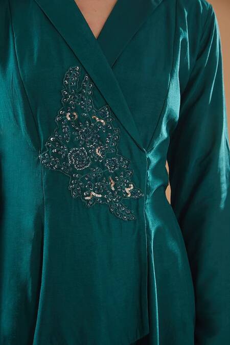 Buy BAIDEHI Green Bamboo, Silk Sequins, Embroidery V-neck Placement Angrakha And Palazzo Set Online at Aza Fashions Buy_BAIDEHI_Green Bamboo, Silk Sequins, Embroidery V-neck Placement Angrakha And Palazzo Set _Online_at_Aza_Fashions