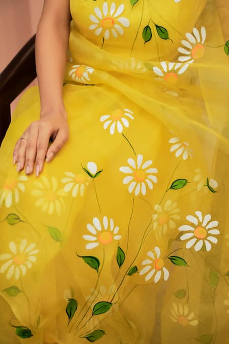 Mangalmay By Aastha_Yellow Organza, Modal Daisy Hand Painted Saree With Unstitched Blouse Piece _at_Aza_Fashions