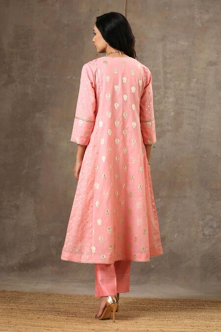 Bbaawri Floral Butta Woven Kurta Set 