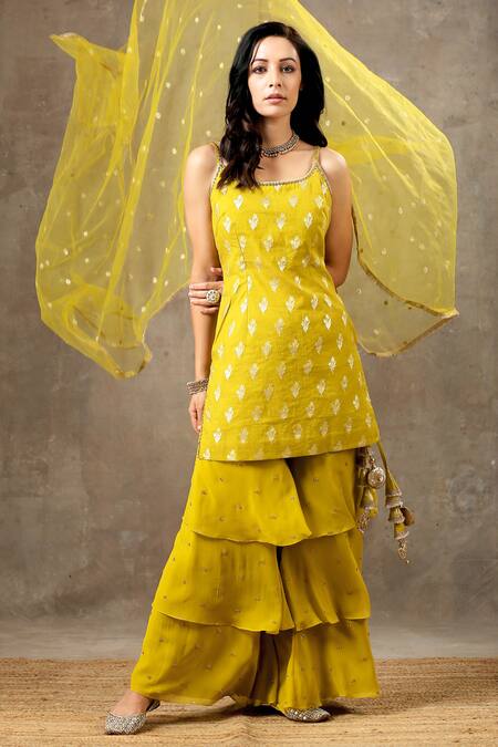 Buy_Bbaawri_Yellow Banarasi Chanderi Woven Bouquet Round Kurta Sharara Set _Online_at_Aza_Fashions