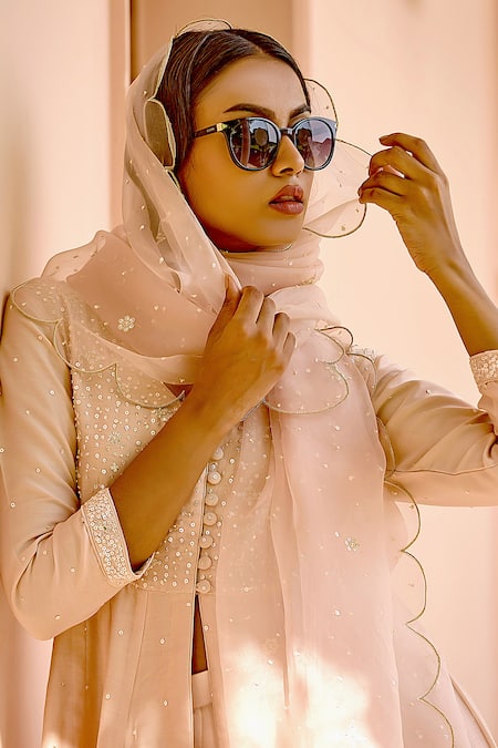 Bbaawri_Peach Silk Organza Sequins, Beads, Embroidery Thread Dupatta _Online_at_Aza_Fashions