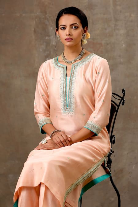 Bbaawri Peach Chanderi Silk Sequins, Embroidery Split Handloom Neckline Kurta Set at Aza Fashions Bbaawri_Peach Chanderi Silk Sequins, Embroidery Split Handloom Neckline Kurta Set _at_Aza_Fashions