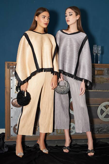 Forever Noor Black Crystals Nano Embellished Boat Bag Online at Aza Fashions Forever Noor_Black Crystals Nano Embellished Boat Bag _Online_at_Aza_Fashions