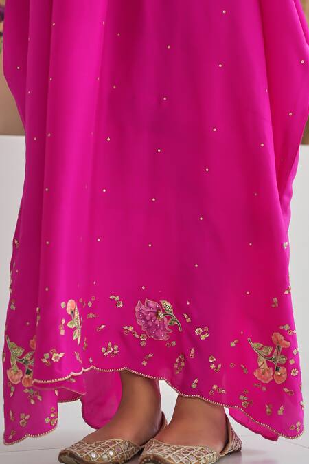 Shop Pita Nila Magenta Silk Sequins, Cut Work V-neck Ariana Hand Embroidered Kaftan Online at Aza Fashions Shop_Pita Nila_Magenta Silk Sequins, Cut Work V-neck Ariana Hand Embroidered Kaftan _Online_at_Aza_Fashions